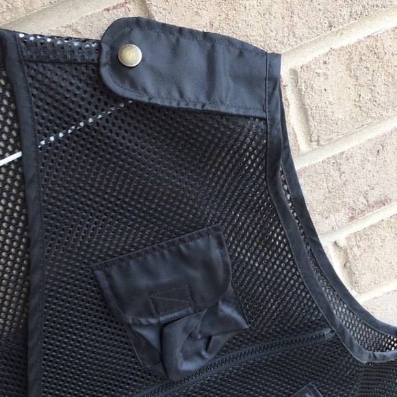 Vintage 90’s mesh vest w/ pockets - Picture 5 of 7